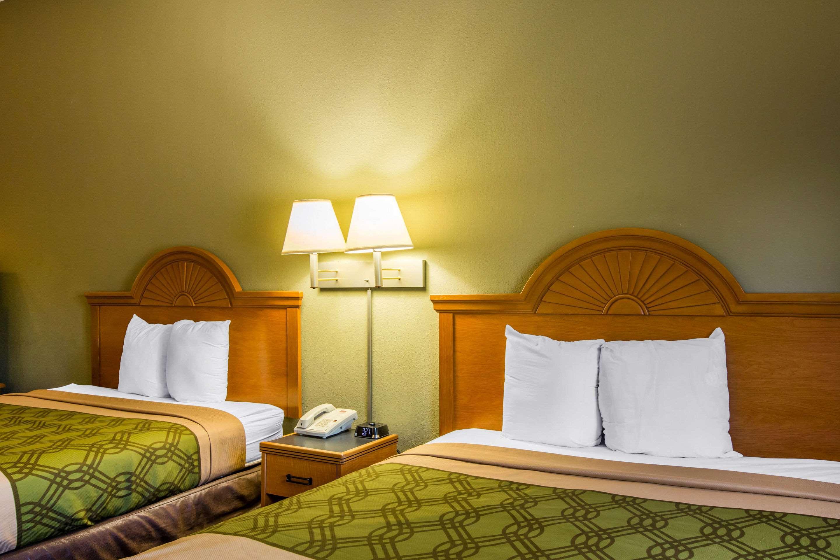 Econo Lodge Валдоста Екстериор снимка