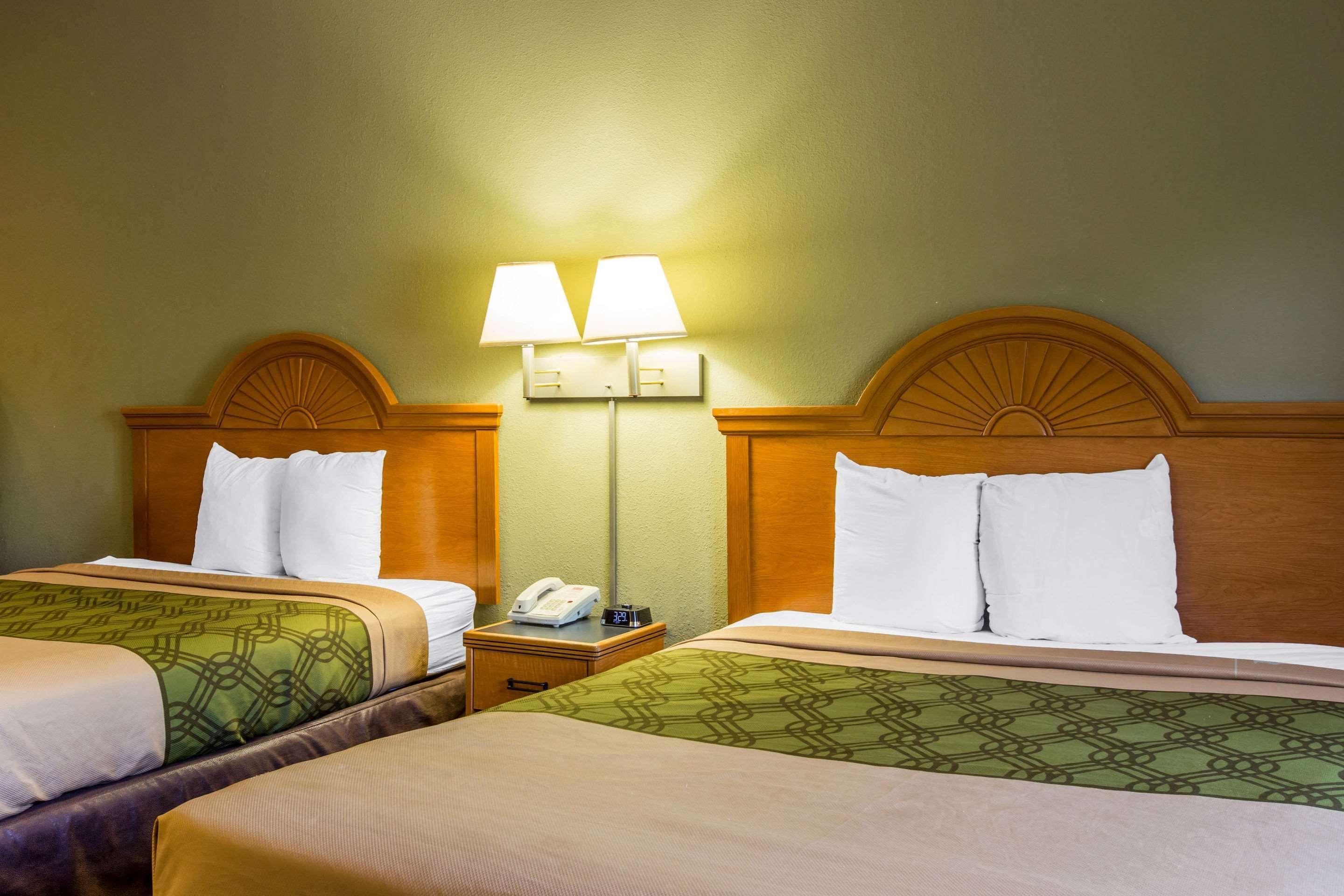 Econo Lodge Валдоста Екстериор снимка