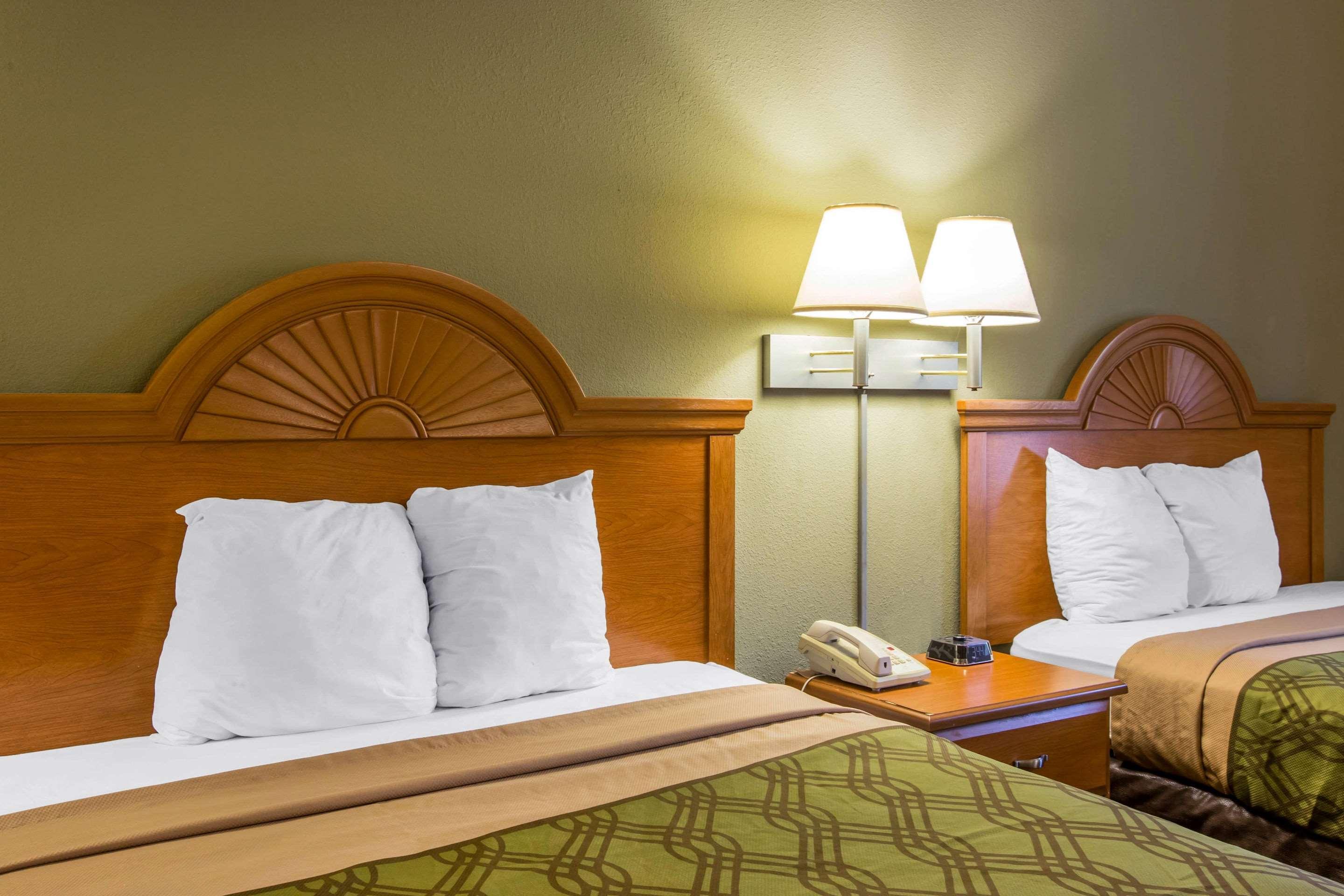 Econo Lodge Валдоста Екстериор снимка